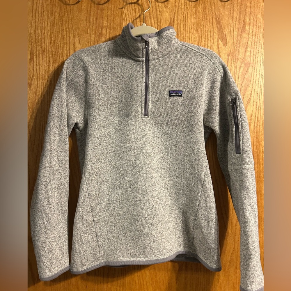 Women’s Medium Patagonia quarter zip